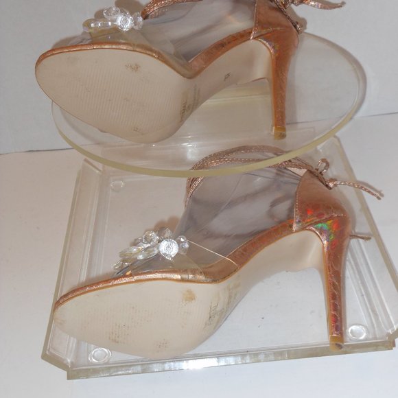 AKIRA JEWELED STRAPPY SANDALS SIZE 7.5 MEDIUM - Picture 4 of 5